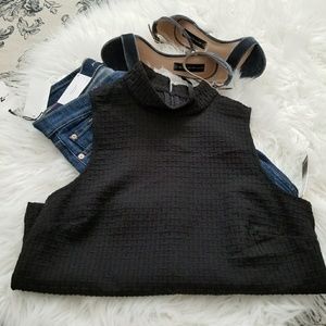 kensie Sleevesless Black Top